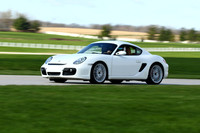 CAR-PORSCHE-WHITENOV