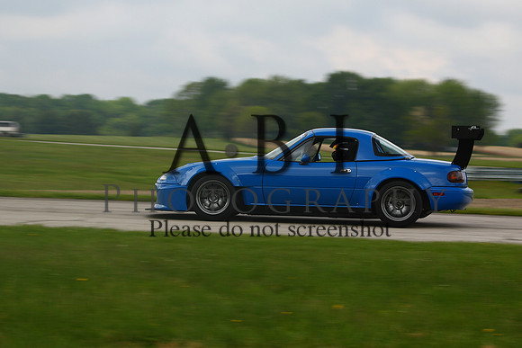 20160521-256A07401010ths