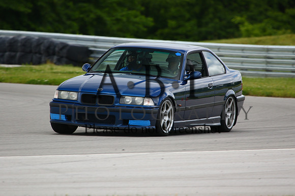 20160514-256A26511010ths