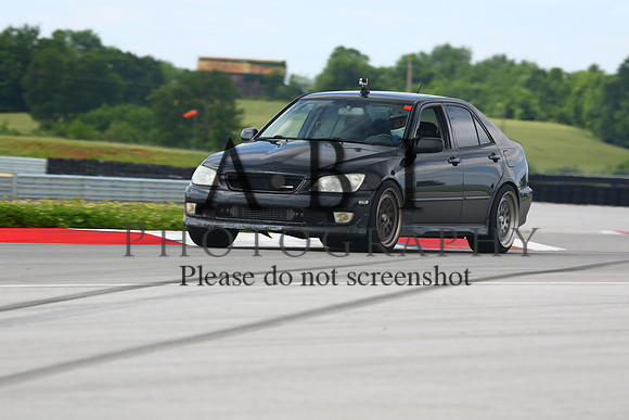 20160514-256A07111010ths