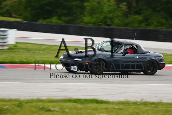 20160514-256A28081010ths