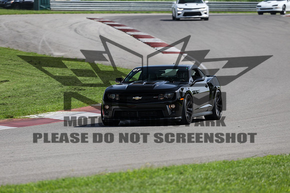 NG8A5989