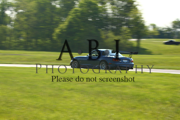 20160522-256A32971010ths