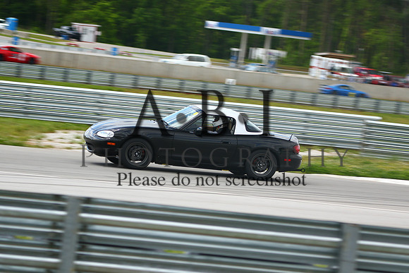 20160514-256A16581010ths