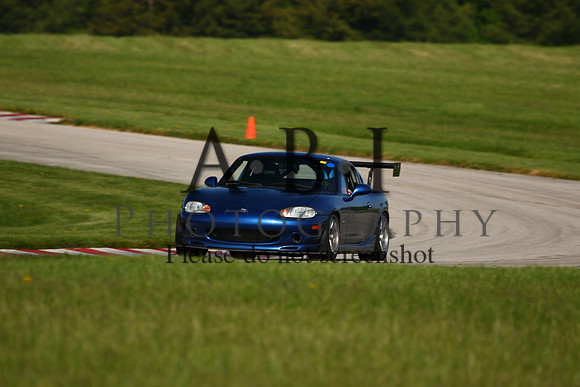 20160522-256A32121010ths