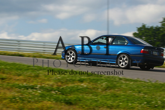 20160514-256A49911010ths