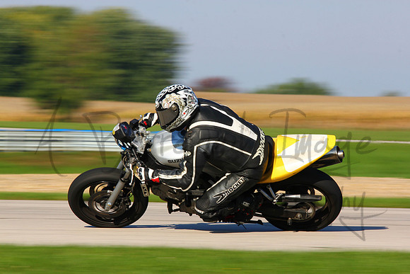 2013-10-12_Midwest Trackday_977
