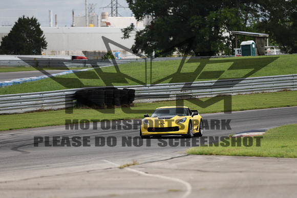 yellow corvette-6