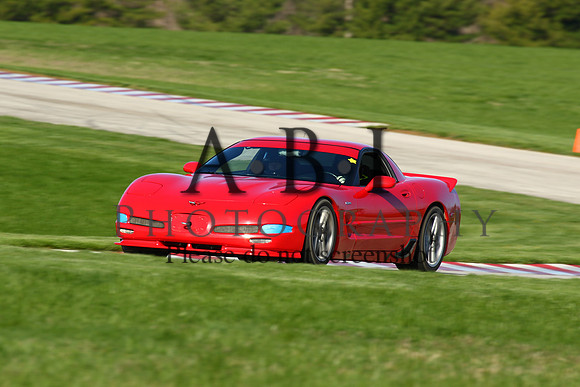 20160402-256A72671010thsput