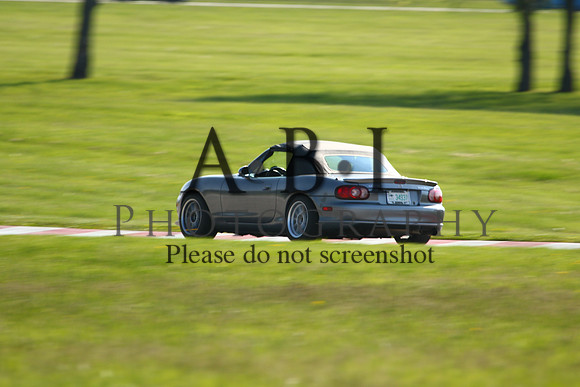 20160522-256A33101010ths