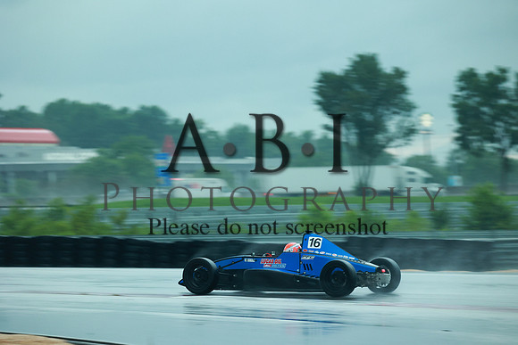 4S9A2894