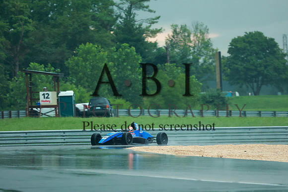 4S9A2993