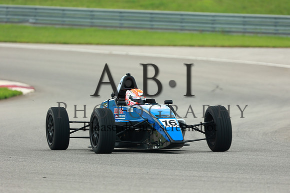 4S9A1692