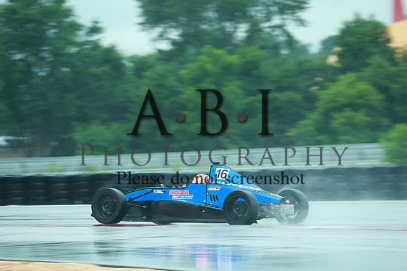 4S9A2804
