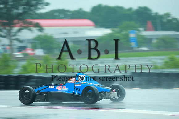 4S9A2795