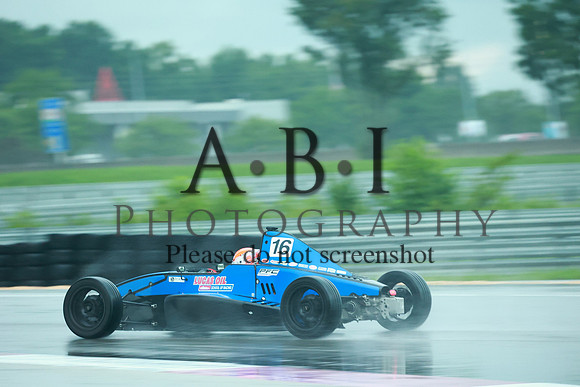 4S9A2792