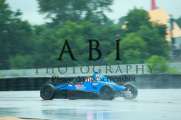 4S9A2803
