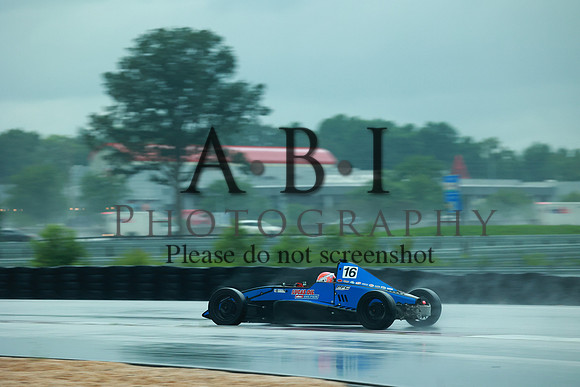 4S9A2898