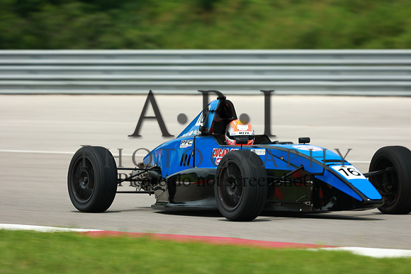 4S9A1921