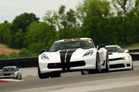 CAR-CORVETTE-WHITE