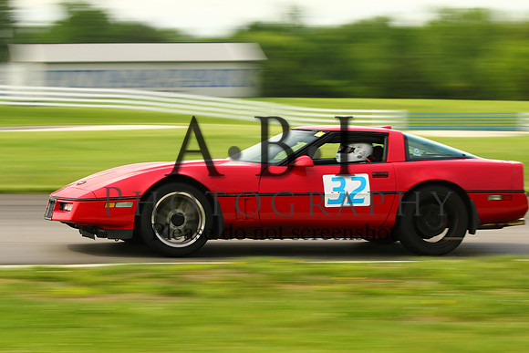 256A9173