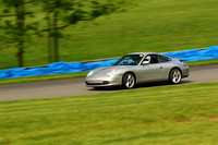 CAR-PORSCHE-SILVER