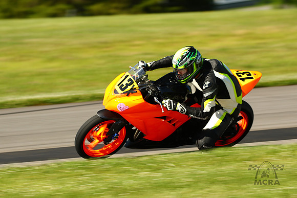 256A3988
