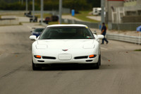CAR-CORVETTE-WHITE