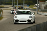 CAR-PORSCHE-WHITE