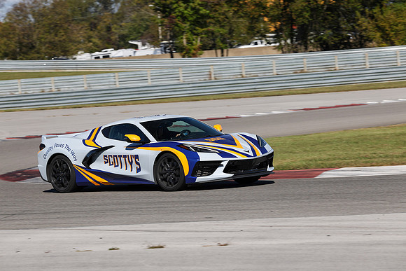 NG8A7660