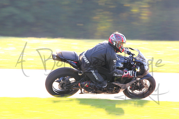 2013-10-12_Midwest Trackday_882