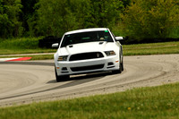 CAR-MUSTANG-WHITE