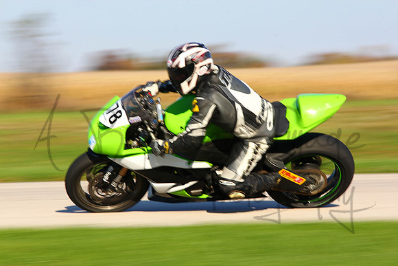 2013-10-12_Midwest Trackday_317