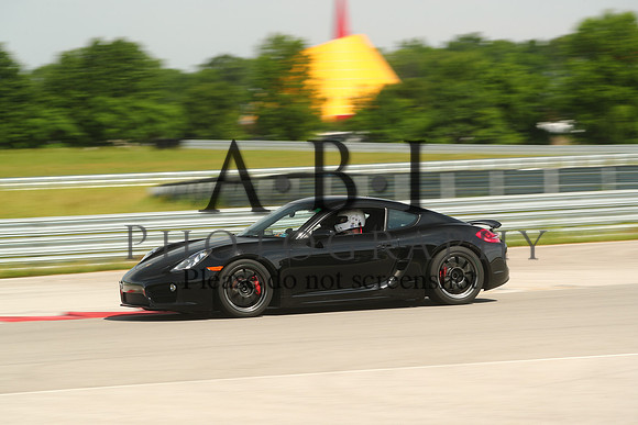 BQ5I9928