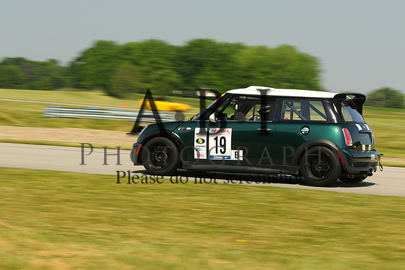 256A1102