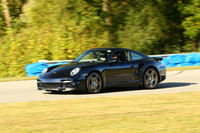 CAR-PORSCHE-BLUE
