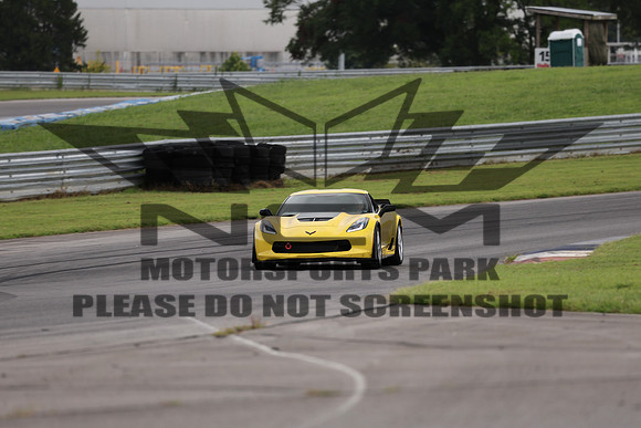 yellow corvette-7