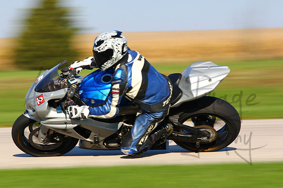 2013-10-12_Midwest Trackday_174