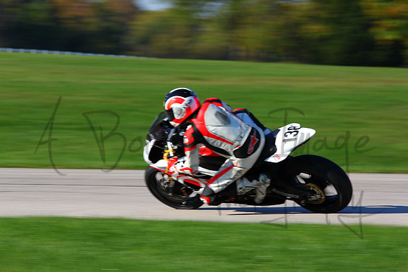 2013-10-12_Midwest Trackday_340