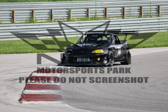 NG8A3510