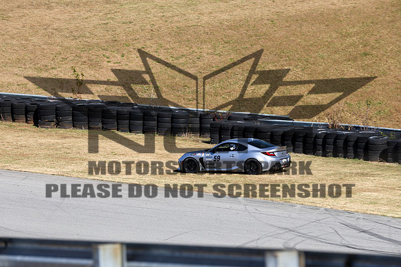 NG8A4837