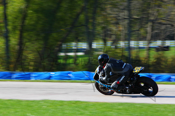 2013-10-12_Midwest Trackday_1960