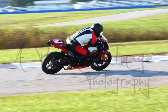2013-10-12_Midwest Trackday_916