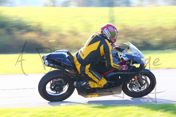 2013-10-12_Midwest Trackday_910