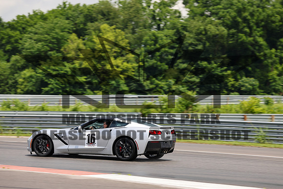 NG8A8676