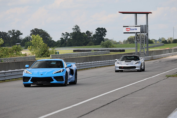 LIGHT GREY CORVETTE-3