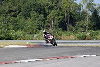 bike-ducati-whitered-100