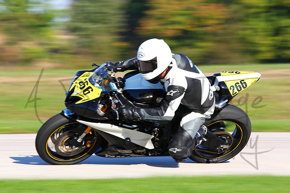 2013-10-12_Midwest Trackday_386