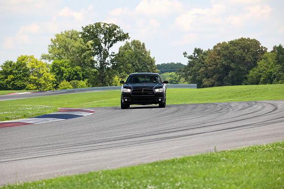 4S9A8964