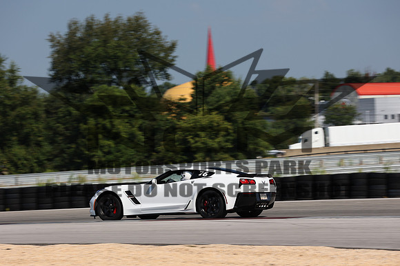 4S9A9043